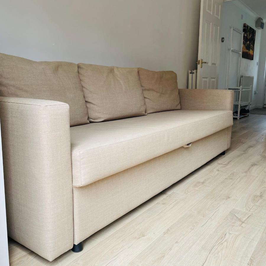 Mezzo House- Entire Property Coventry Ngoại thất bức ảnh
